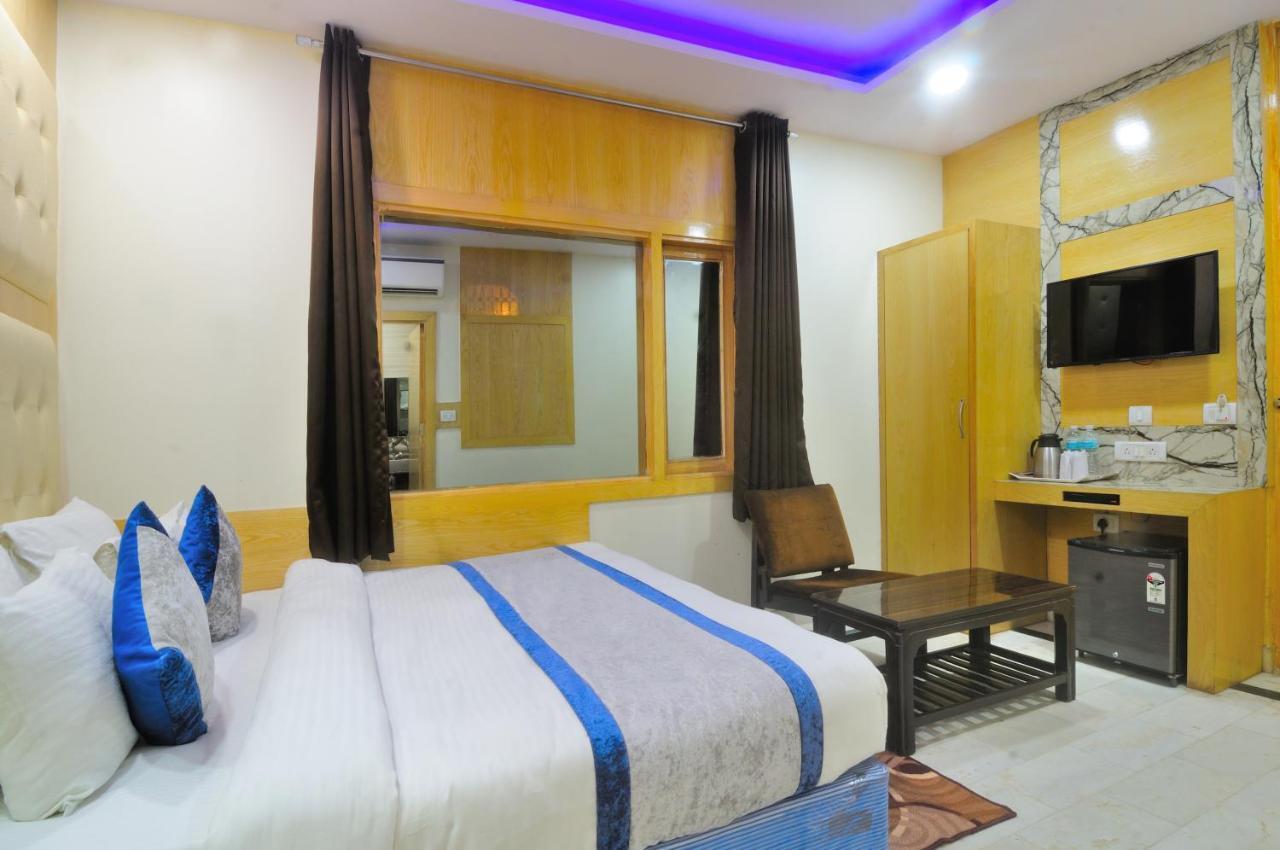 Hotel Karlo Kastle - Paharganj - New Delhi Luaran gambar