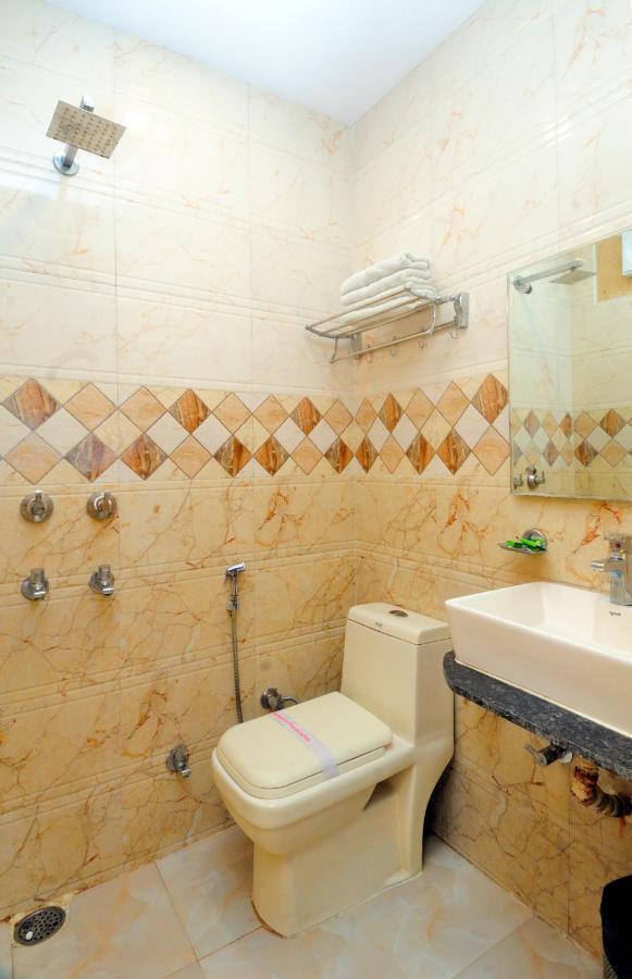 Hotel Karlo Kastle - Paharganj - New Delhi Luaran gambar
